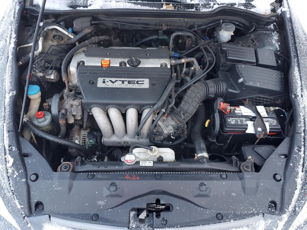 2004 HONDA ACCORD LX photo 11