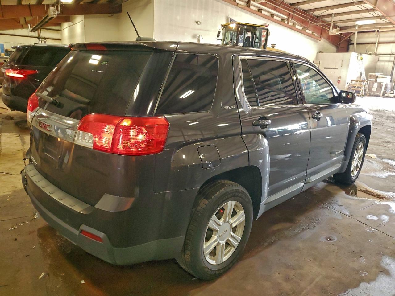 2015 GMC TERRAIN SLE photo 3