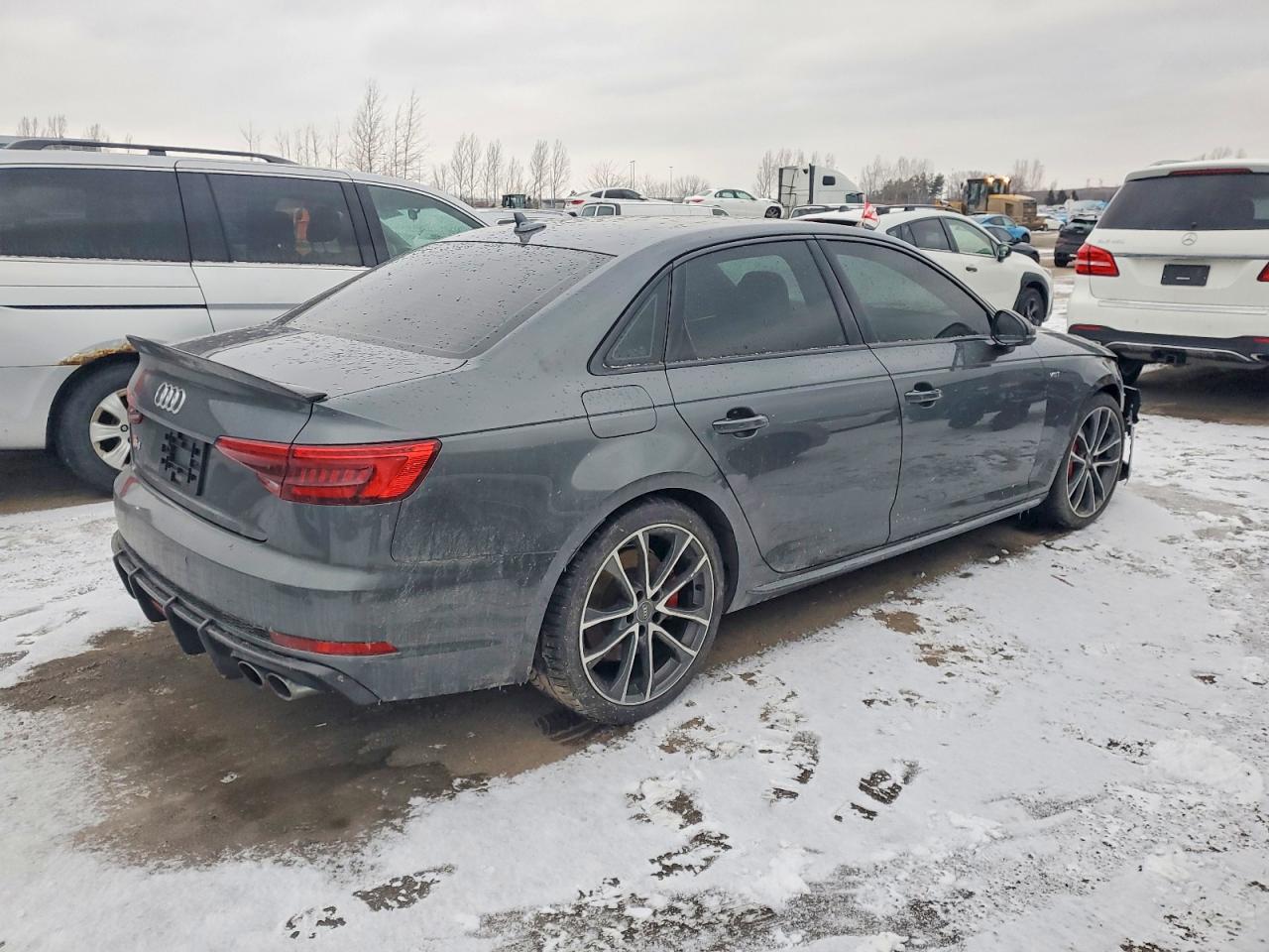 2018 AUDI S4 PRESTIGE photo 3