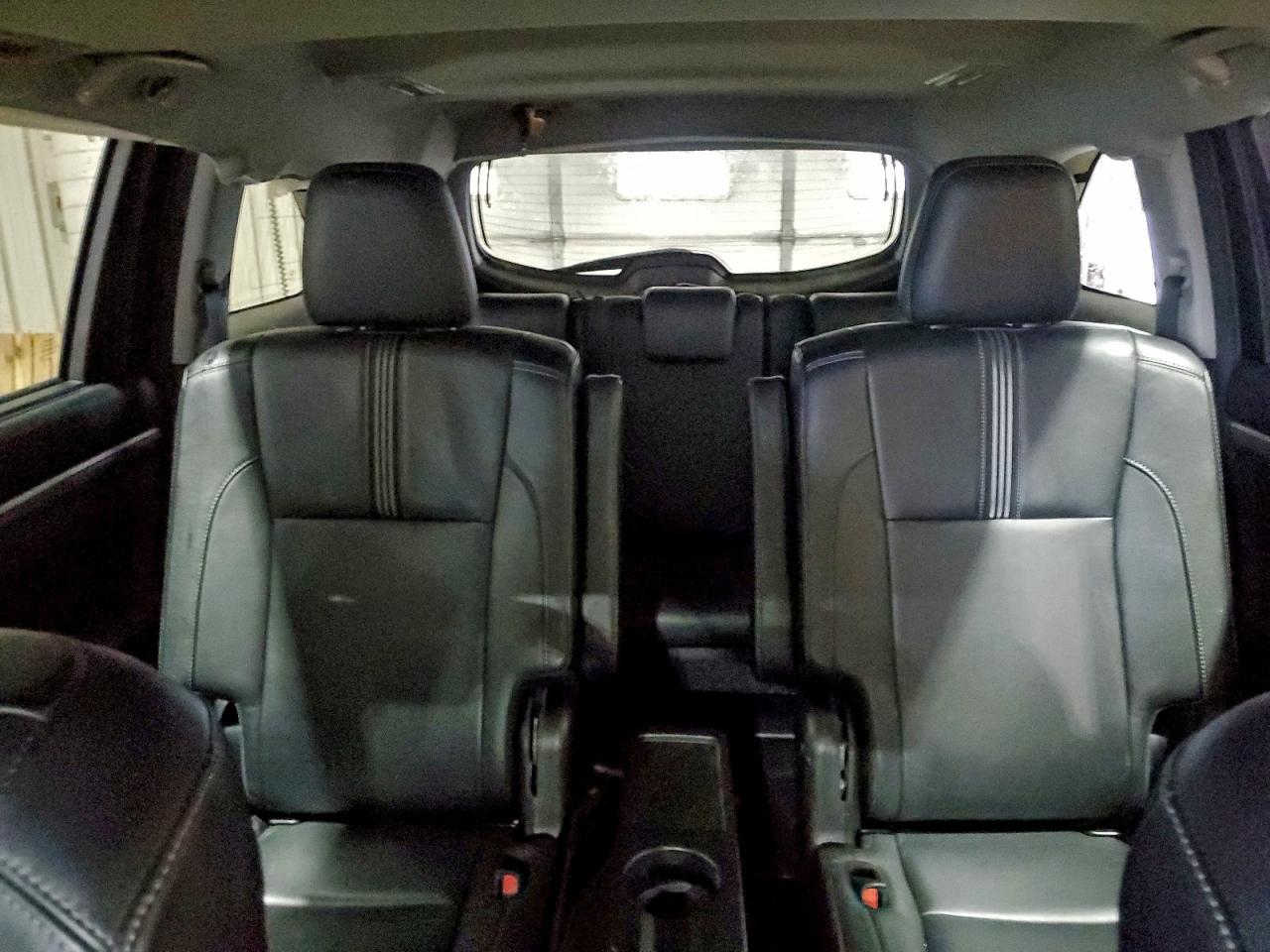 2017 TOYOTA HIGHLANDER SE photo 10