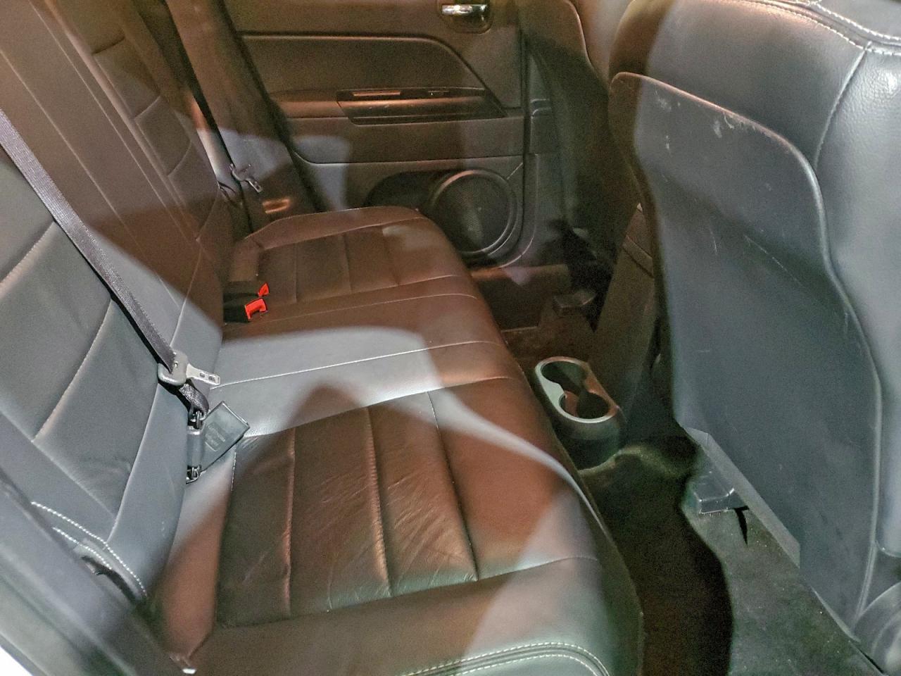 2015 JEEP PATRIOT LATITUDE photo 11