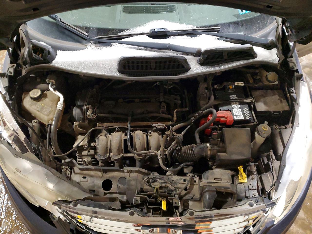 2012 FORD FIESTA SE photo 11