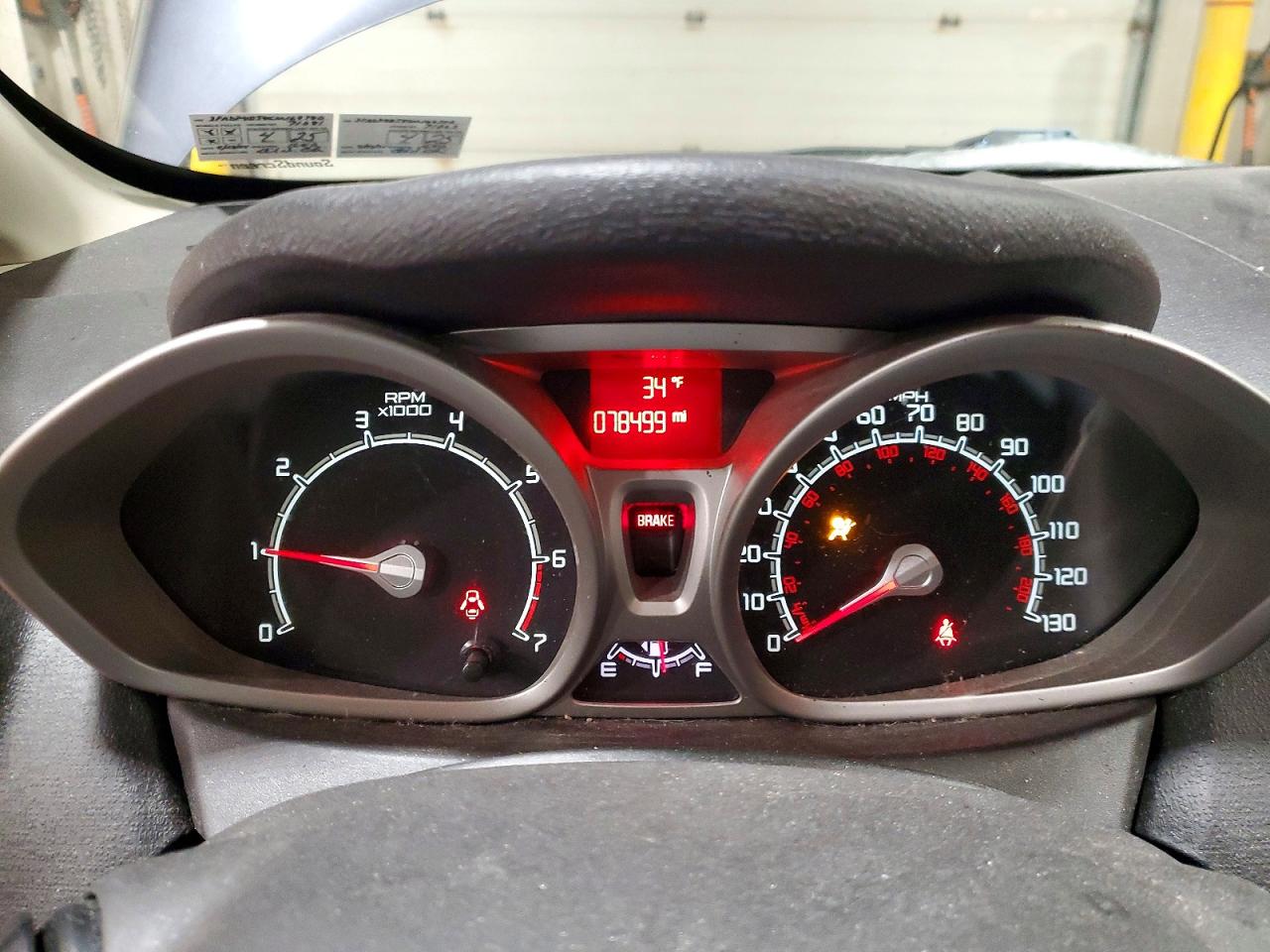 2012 FORD FIESTA SE photo 9