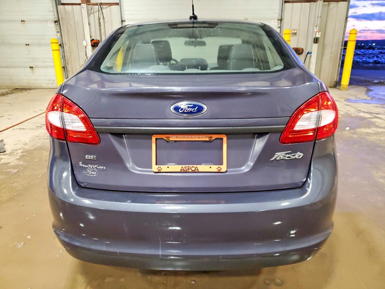 2012 FORD FIESTA SE photo 6