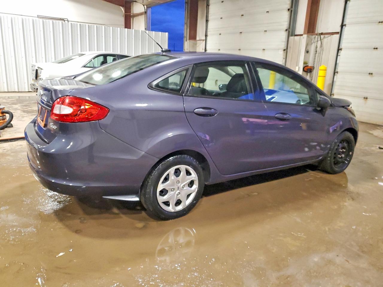 2012 FORD FIESTA SE photo 3