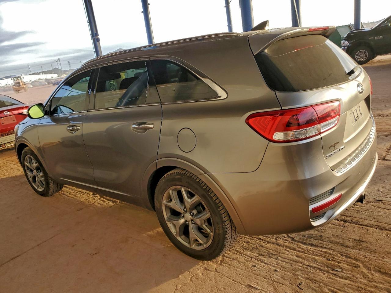 2016 KIA SORENTO SX photo 2