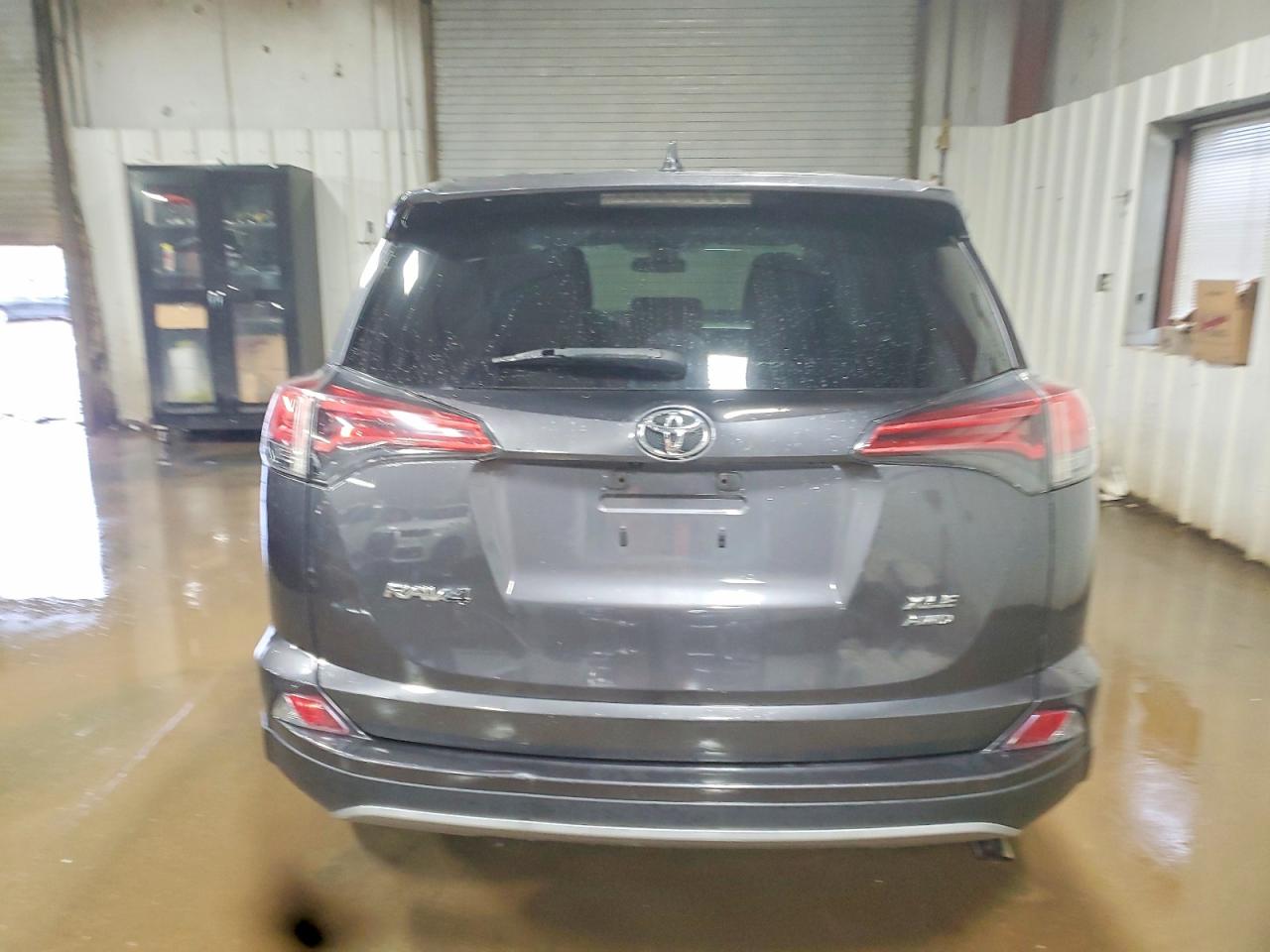 2018 TOYOTA RAV4 ADVENTURE photo 6