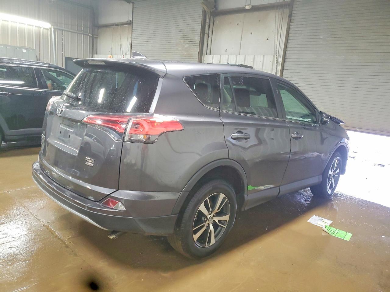 2018 TOYOTA RAV4 ADVENTURE photo 3