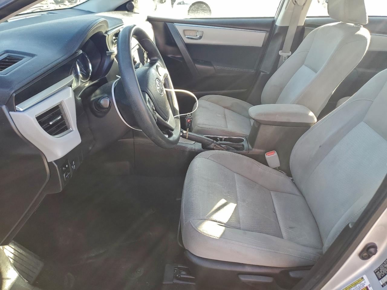 2016 TOYOTA COROLLA L photo 7