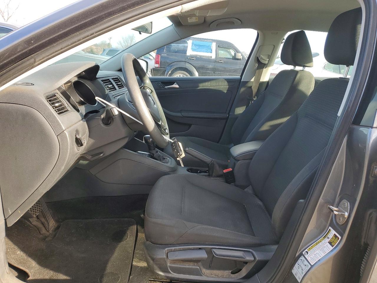 2016 VOLKSWAGEN JETTA S photo 13