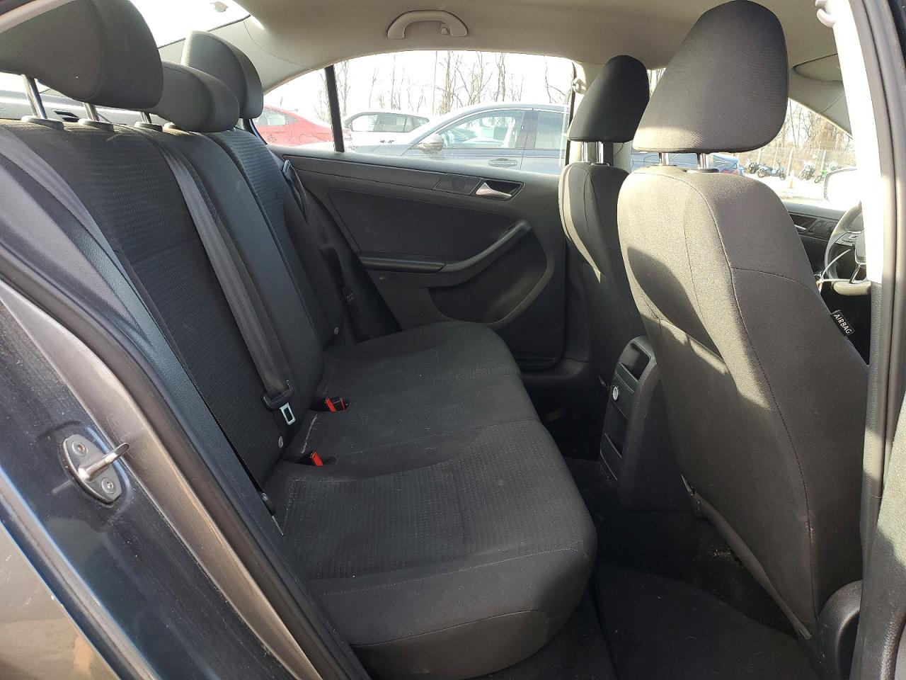2016 VOLKSWAGEN JETTA S photo 19
