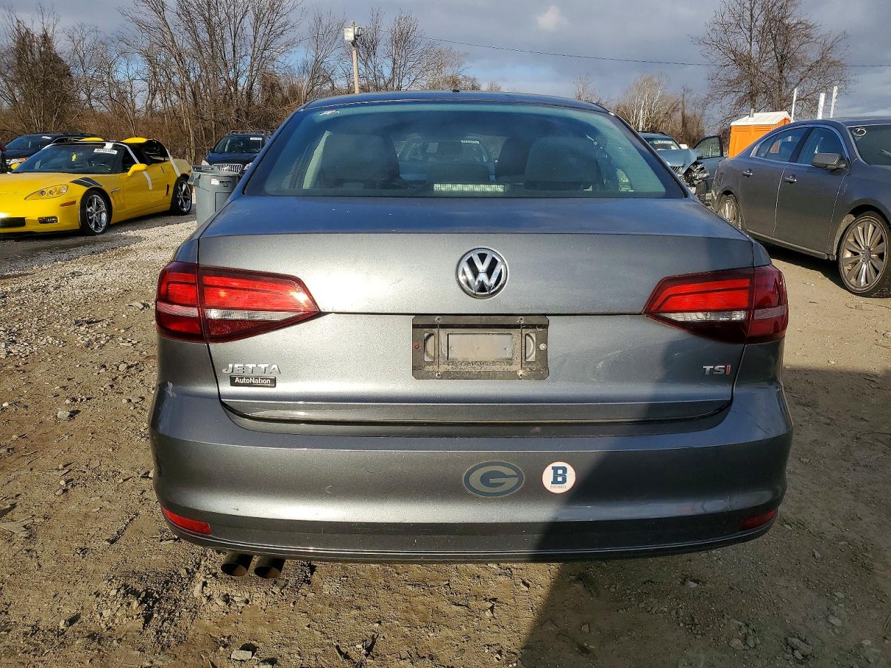 2016 VOLKSWAGEN JETTA S photo 11