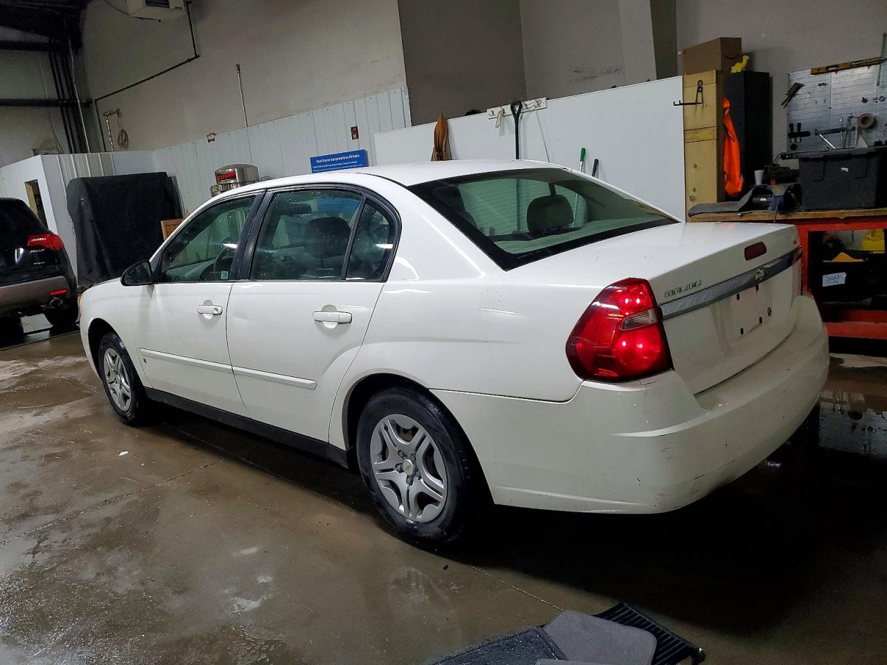 2006 CHEVROLET MALIBU LS photo 2