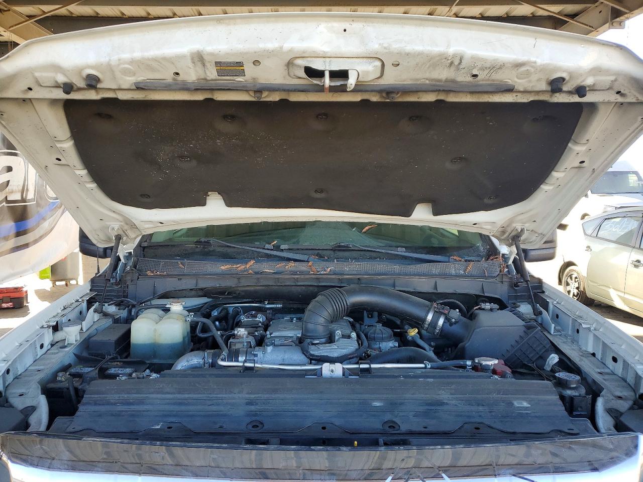 2018 NISSAN TITAN XD SL photo 11