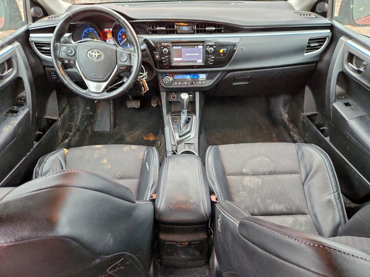 2016 TOYOTA COROLLA L photo 8