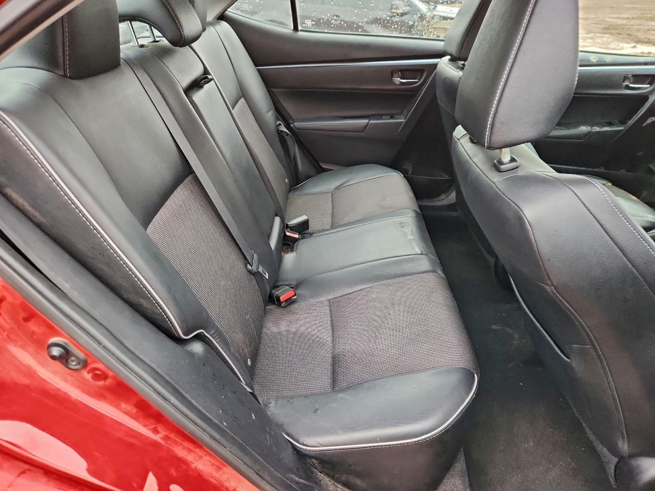 2016 TOYOTA COROLLA L photo 10