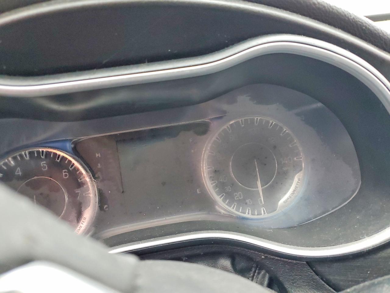 2015 CHRYSLER 200 LIMITED photo 9