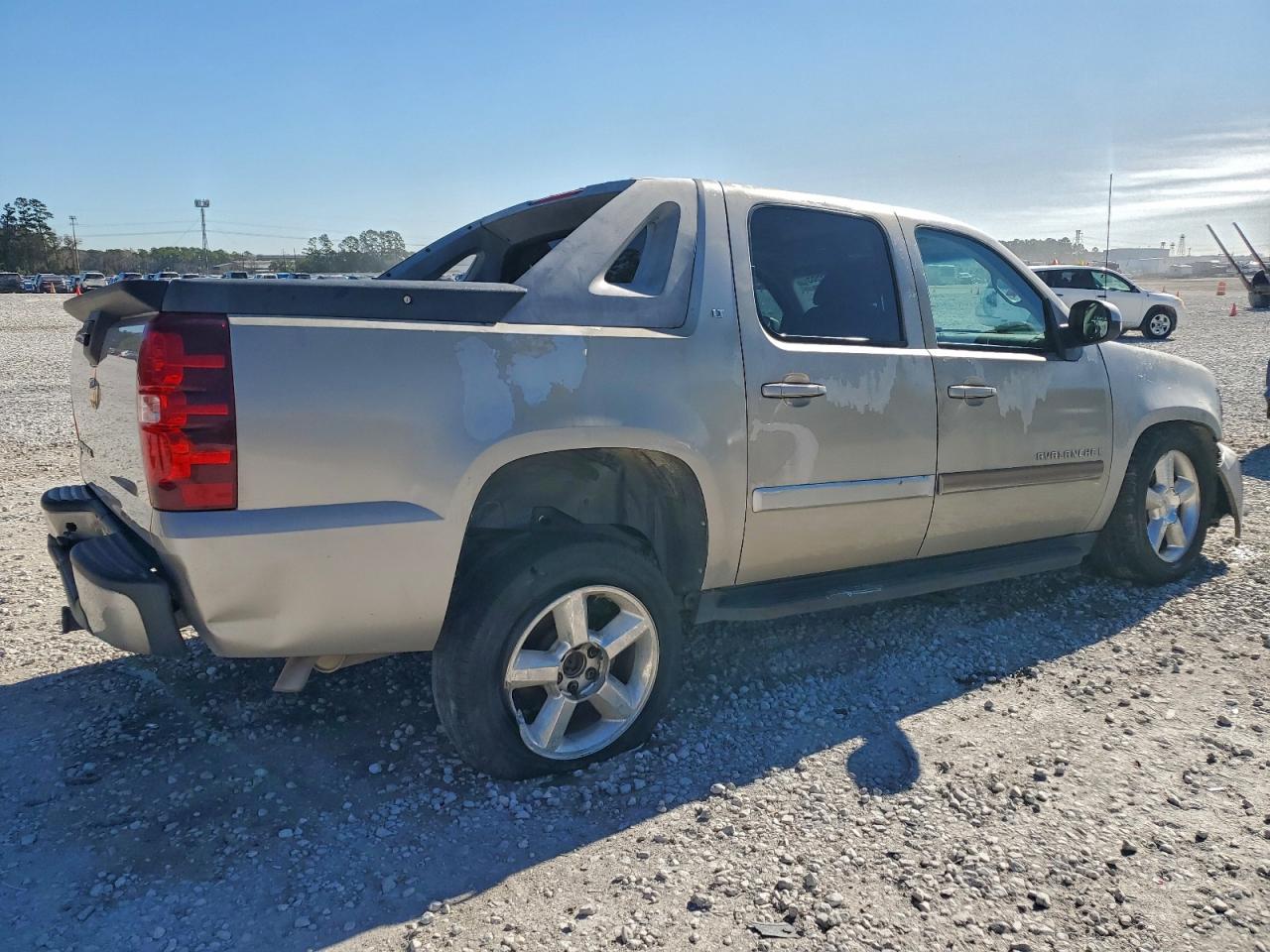 2007 CHEVROLET AVALANCHE C1500 photo 3