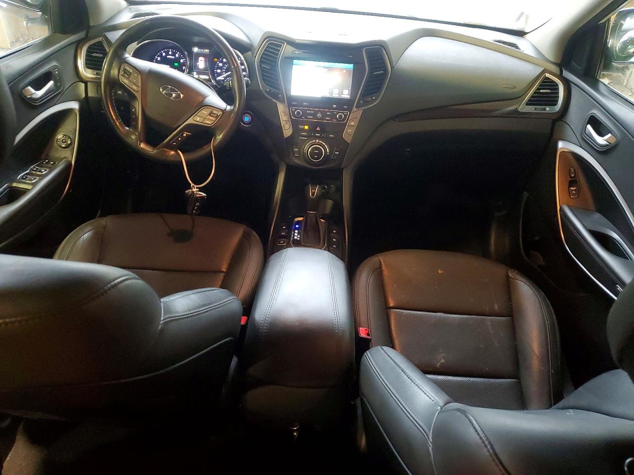 2017 HYUNDAI SANTA FE SPORT photo 8