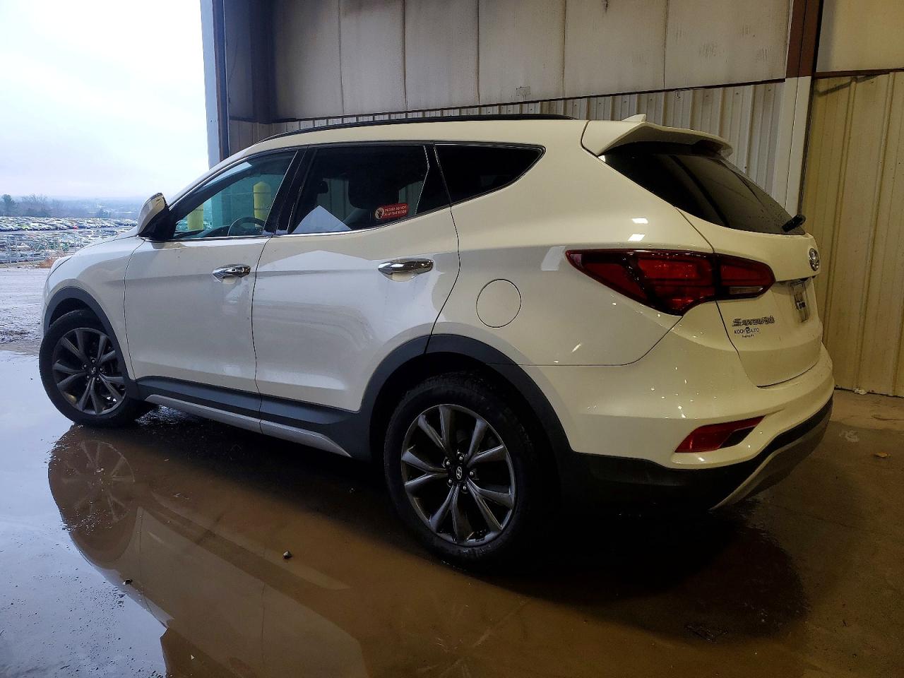 2017 HYUNDAI SANTA FE SPORT photo 2