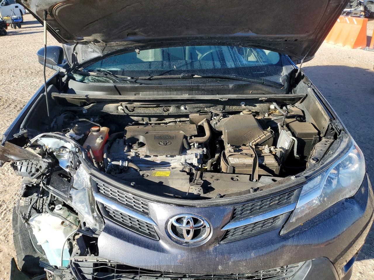 2014 TOYOTA RAV4 LE photo 12