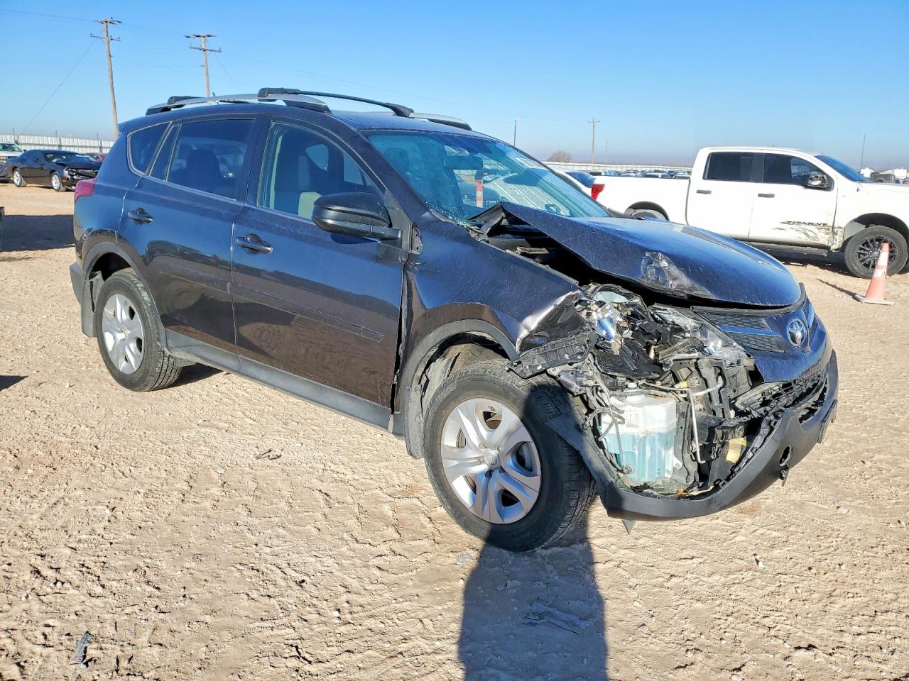 2014 TOYOTA RAV4 LE photo 4