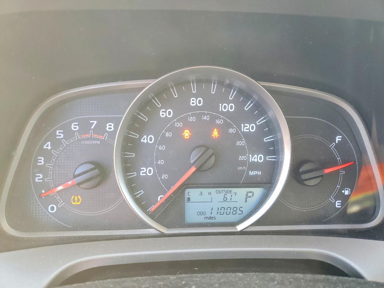 2014 TOYOTA RAV4 LE photo 9