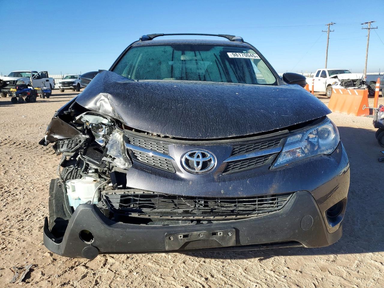 2014 TOYOTA RAV4 LE photo 5
