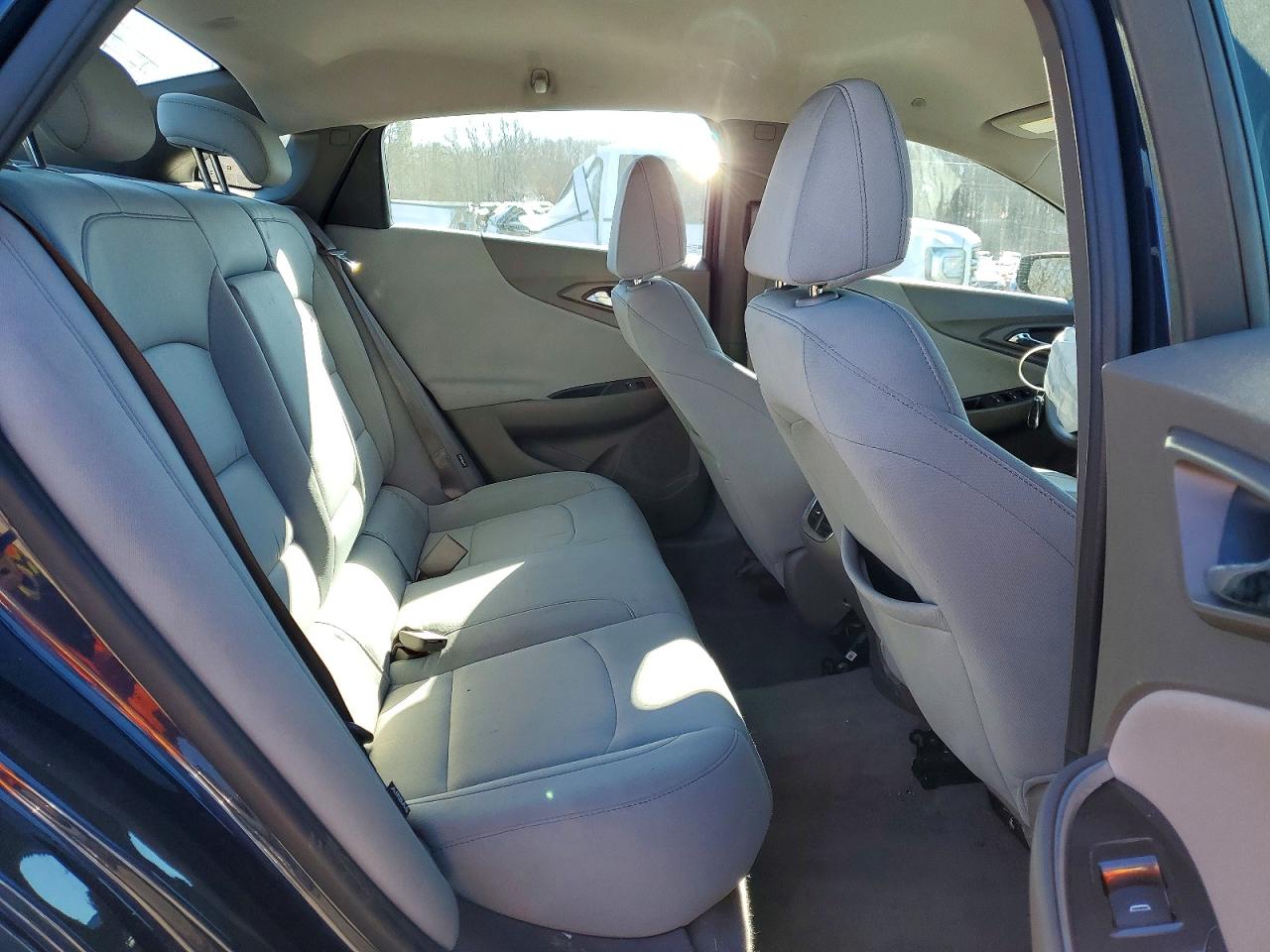 2021 CHEVROLET MALIBU LT photo 10