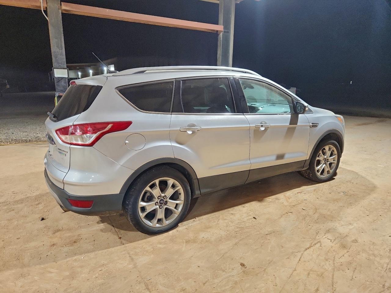 2016 FORD ESCAPE TITANIUM photo 3