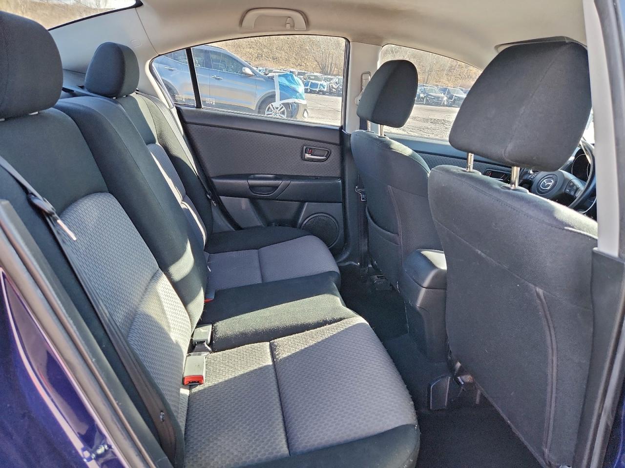 2006 MAZDA 3 I photo 10