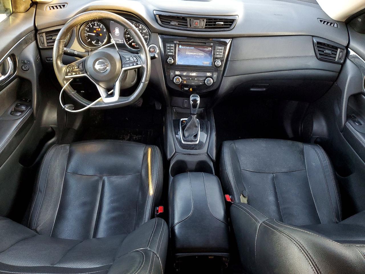 2017 NISSAN ROGUE SV photo 8
