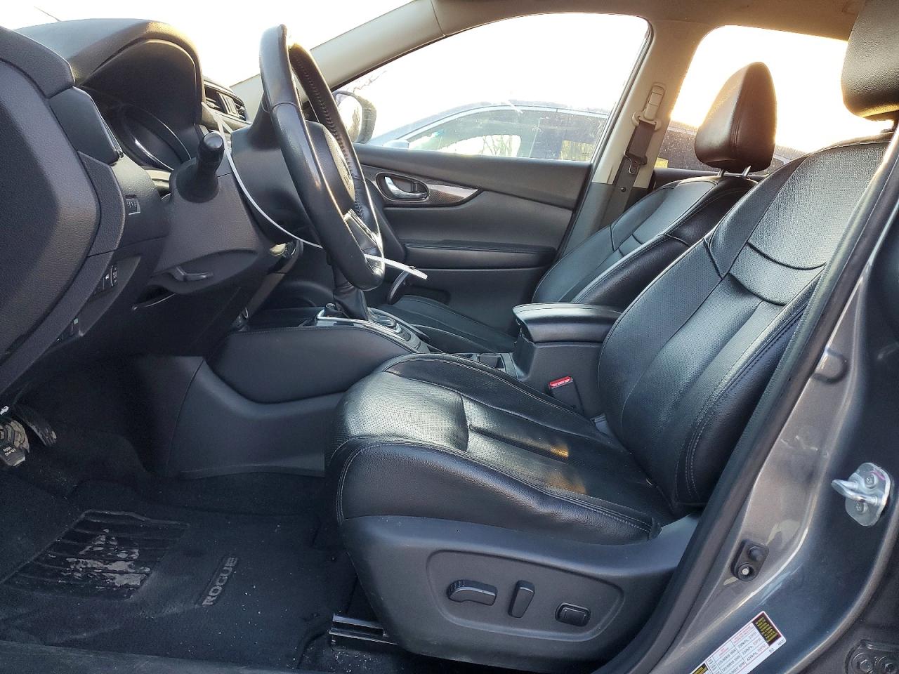 2017 NISSAN ROGUE SV photo 7