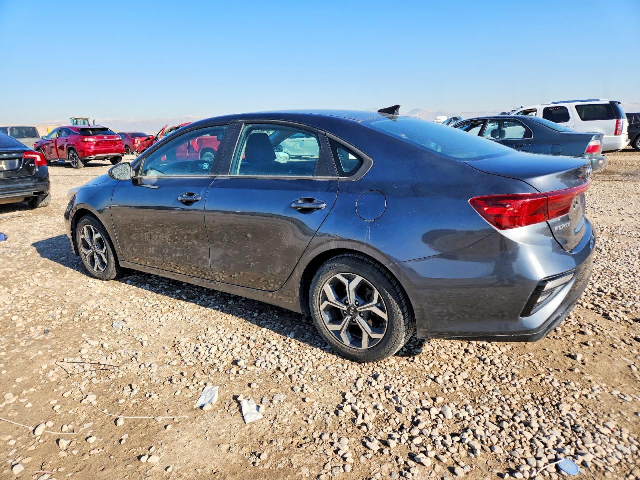 2020 KIA FORTE FE photo 2