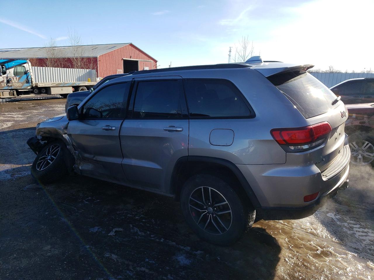 2018 JEEP GRAND CHEROKEE TRAILHAWK photo 2