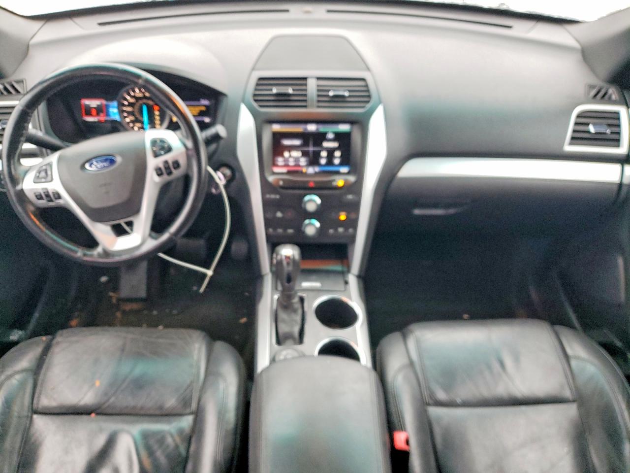 2014 FORD EXPLORER XLT photo 8