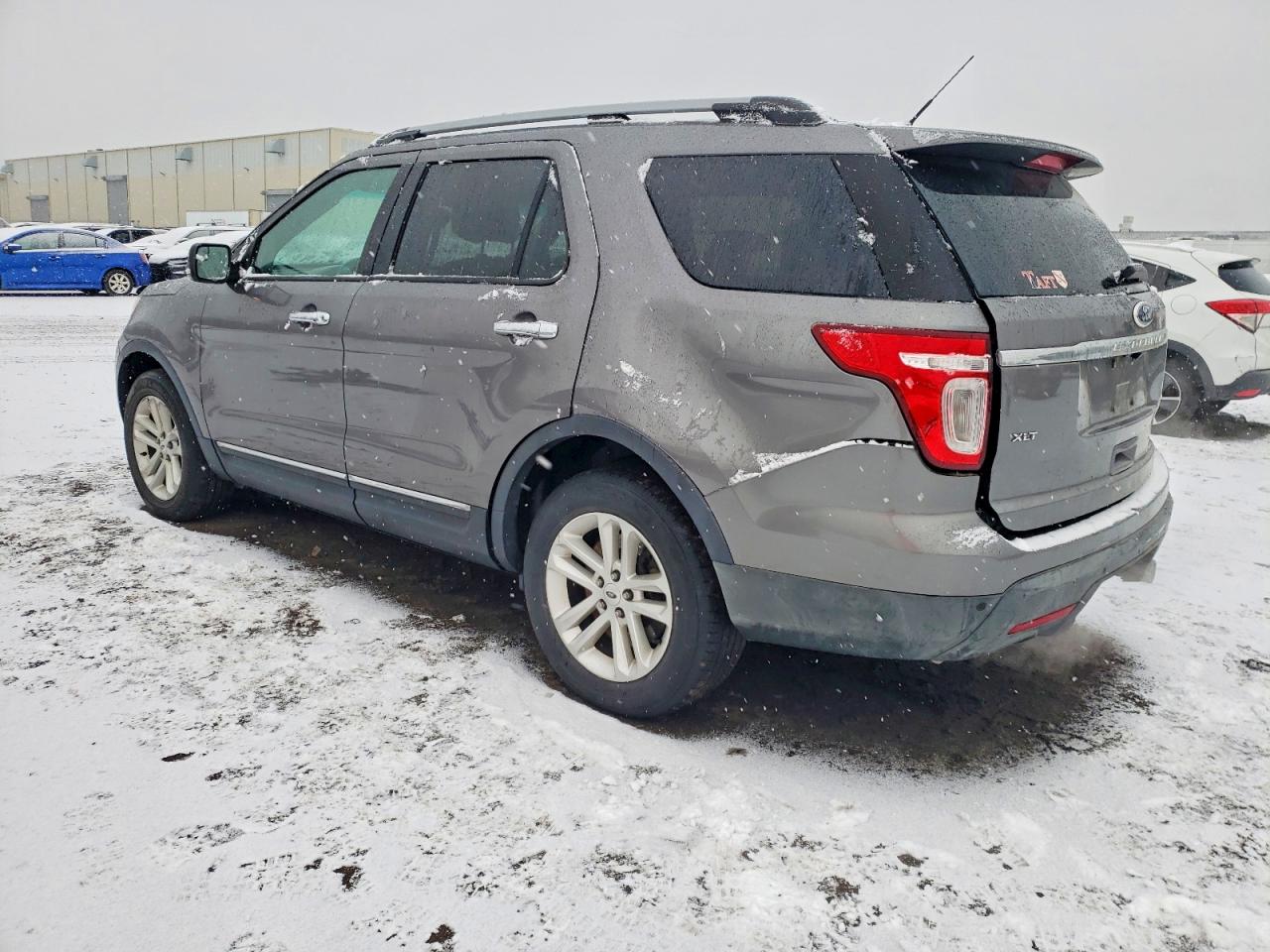 2014 FORD EXPLORER XLT photo 2
