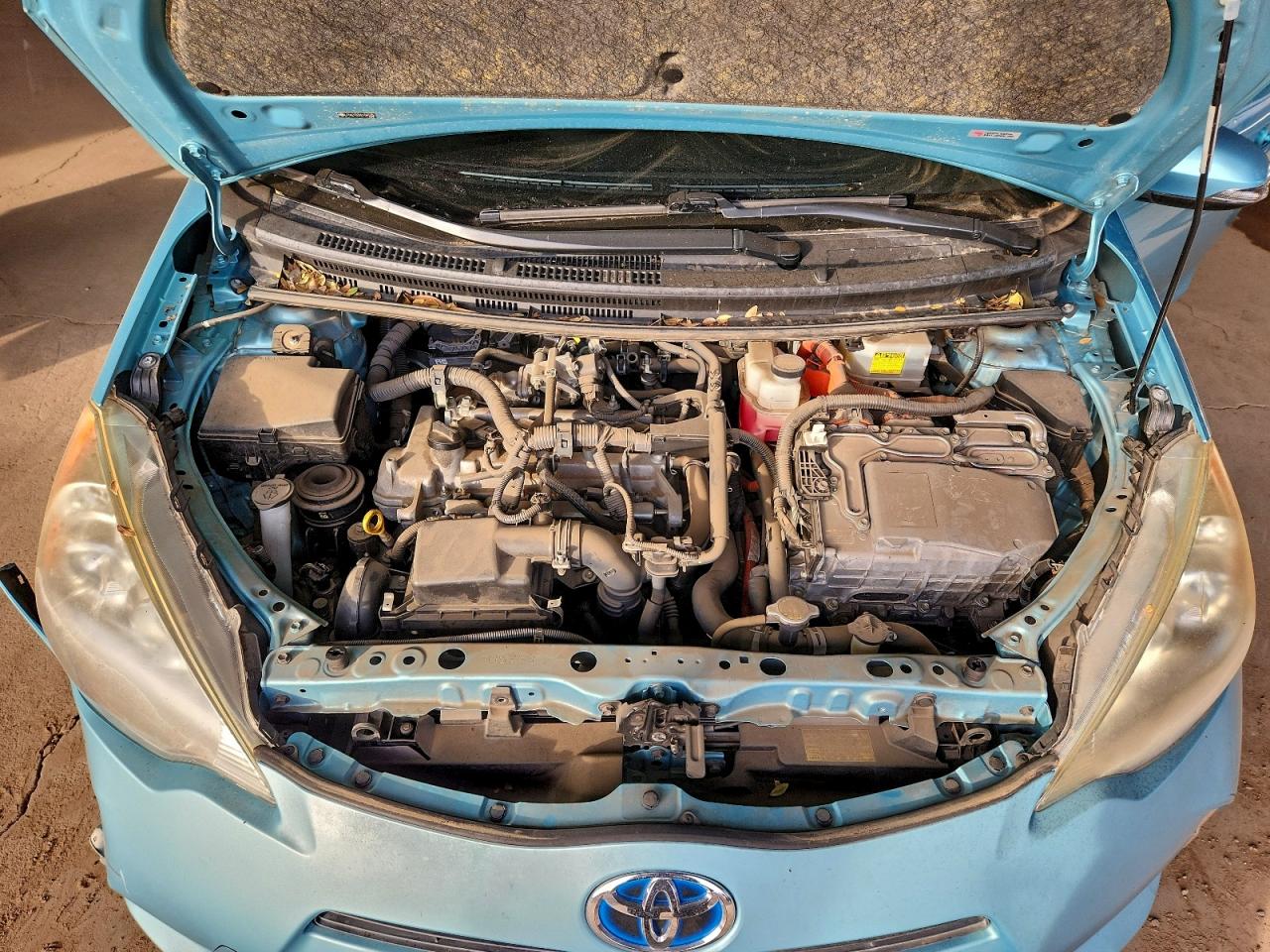 2013 TOYOTA PRIUS C photo 11