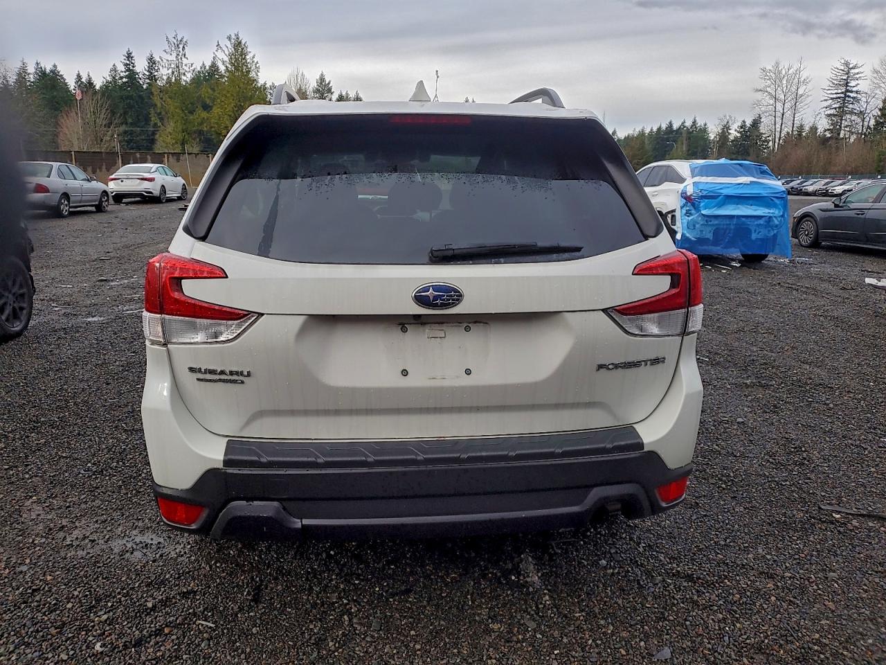 2021 SUBARU FORESTER PREMIUM photo 6