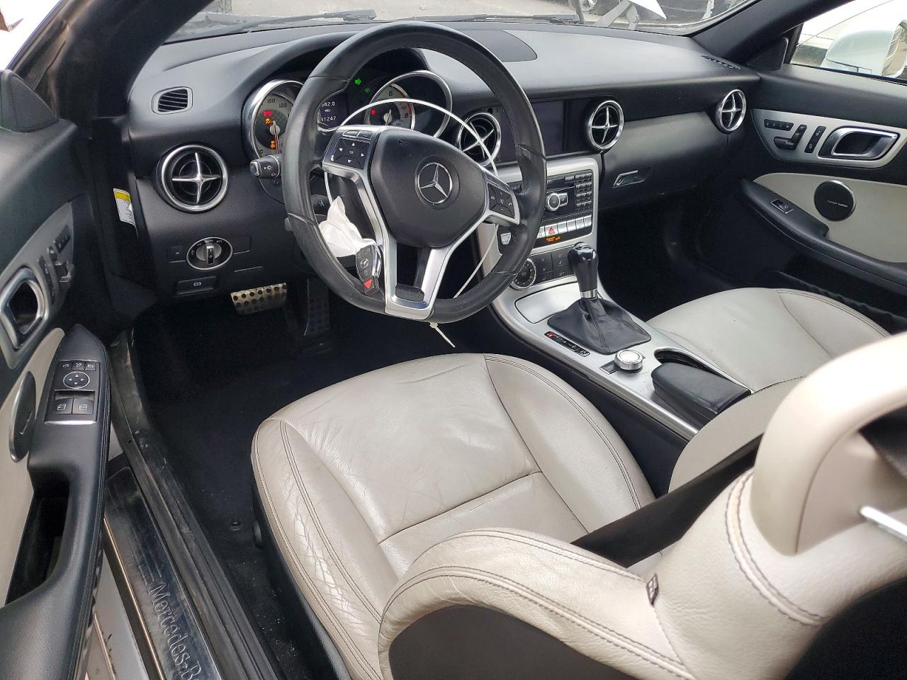 2013 MERCEDES-BENZ SLK 250 photo 8