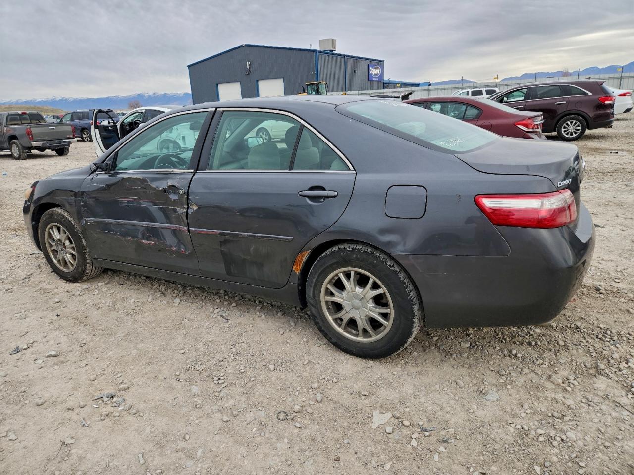 2007 TOYOTA CAMRY LE photo 3