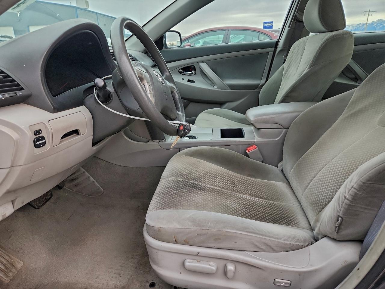 2007 TOYOTA CAMRY LE photo 13