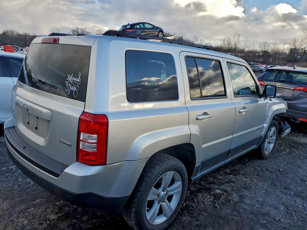 2012 JEEP PATRIOT LATITUDE photo 3