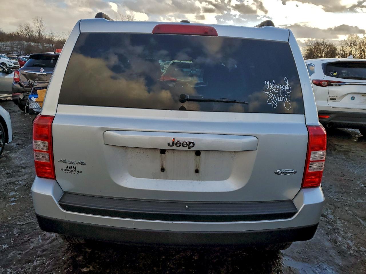 2012 JEEP PATRIOT LATITUDE photo 6