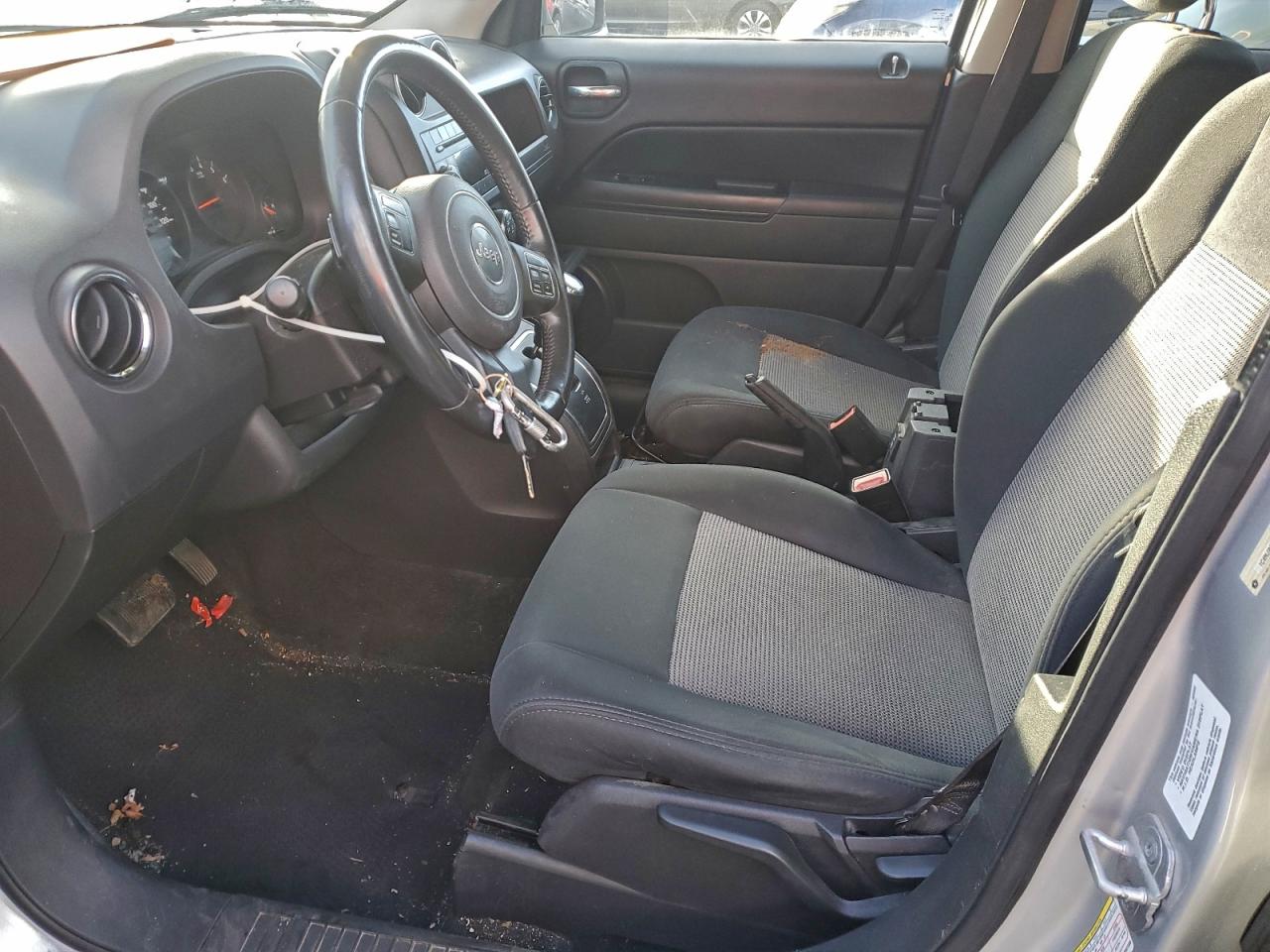 2012 JEEP PATRIOT LATITUDE photo 7