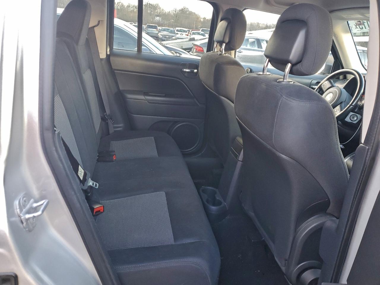 2012 JEEP PATRIOT LATITUDE photo 11