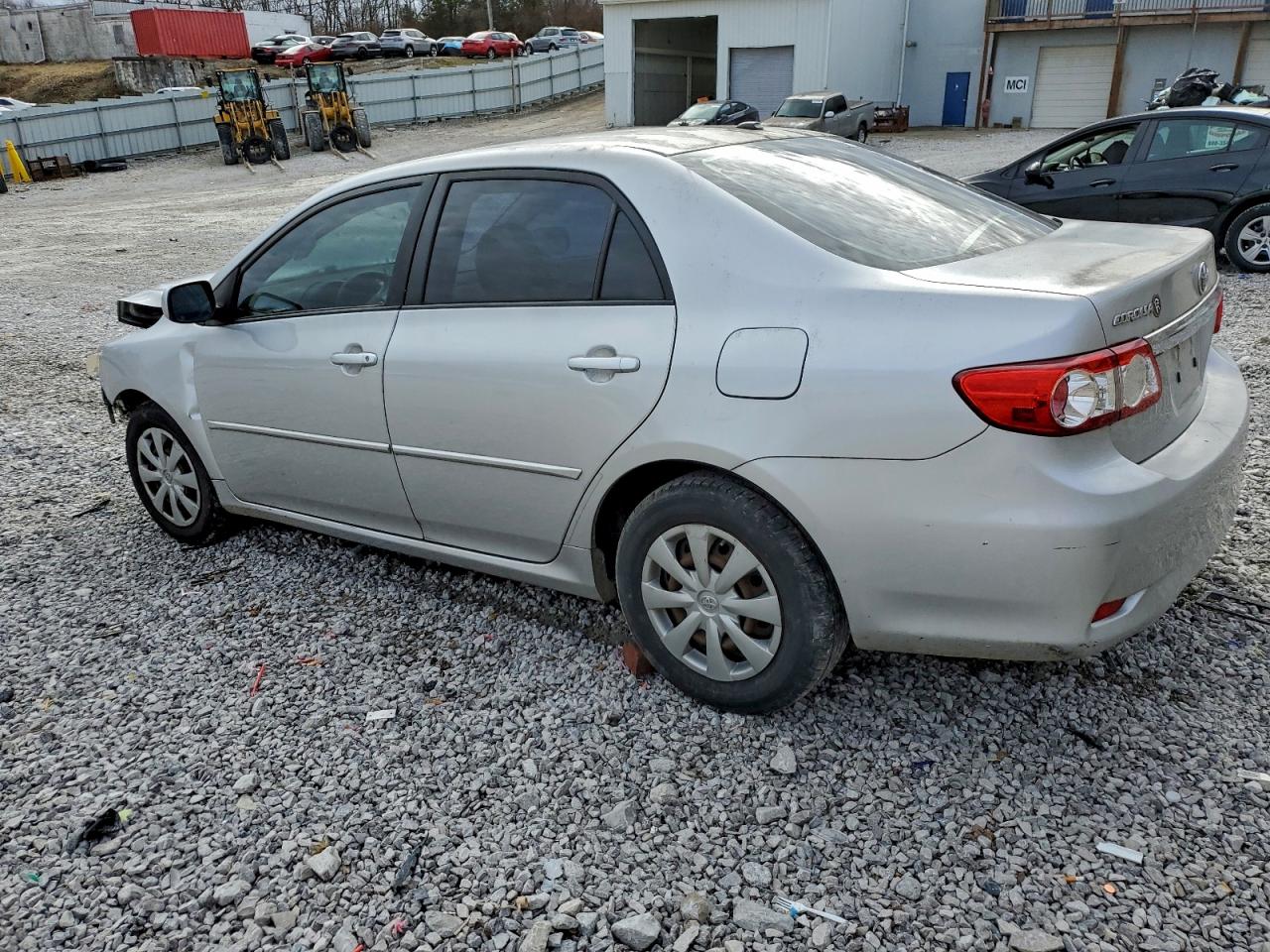 2011 TOYOTA COROLLA BASE photo 2