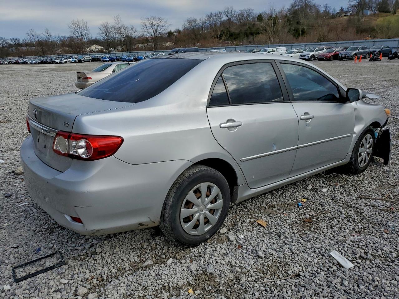 2011 TOYOTA COROLLA BASE photo 3