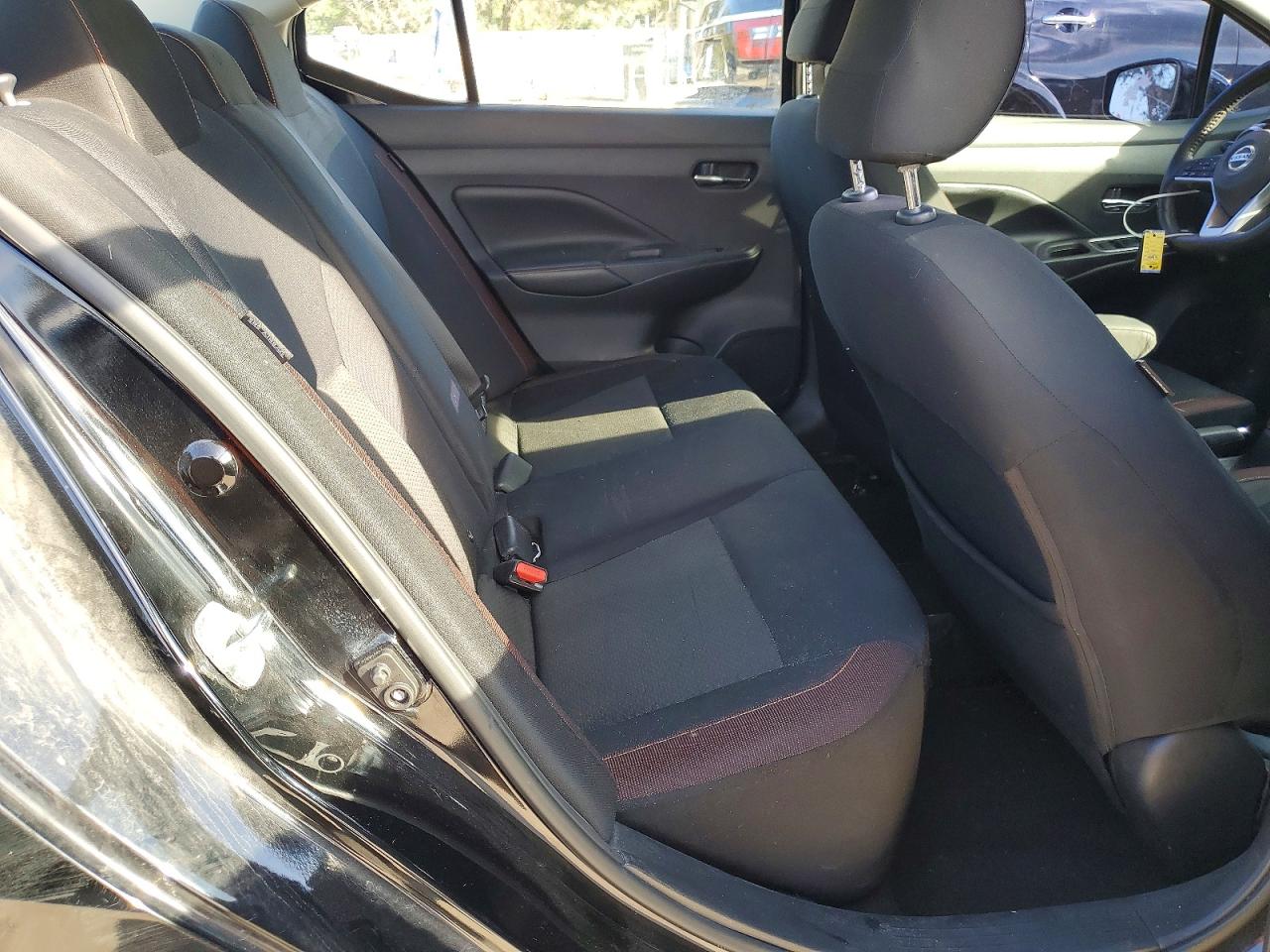 2020 NISSAN VERSA SR photo 10