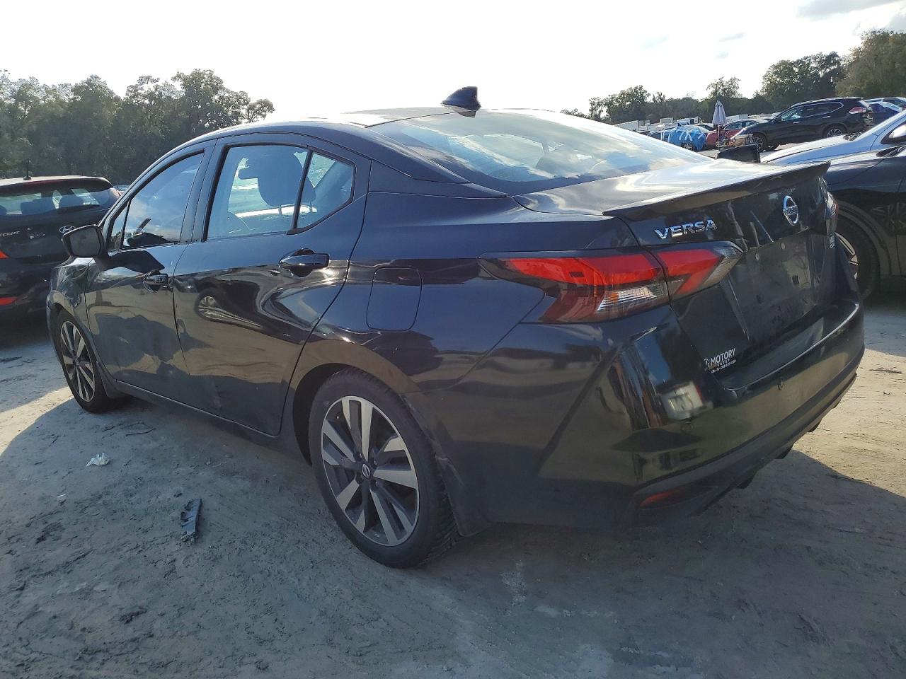 2020 NISSAN VERSA SR photo 2